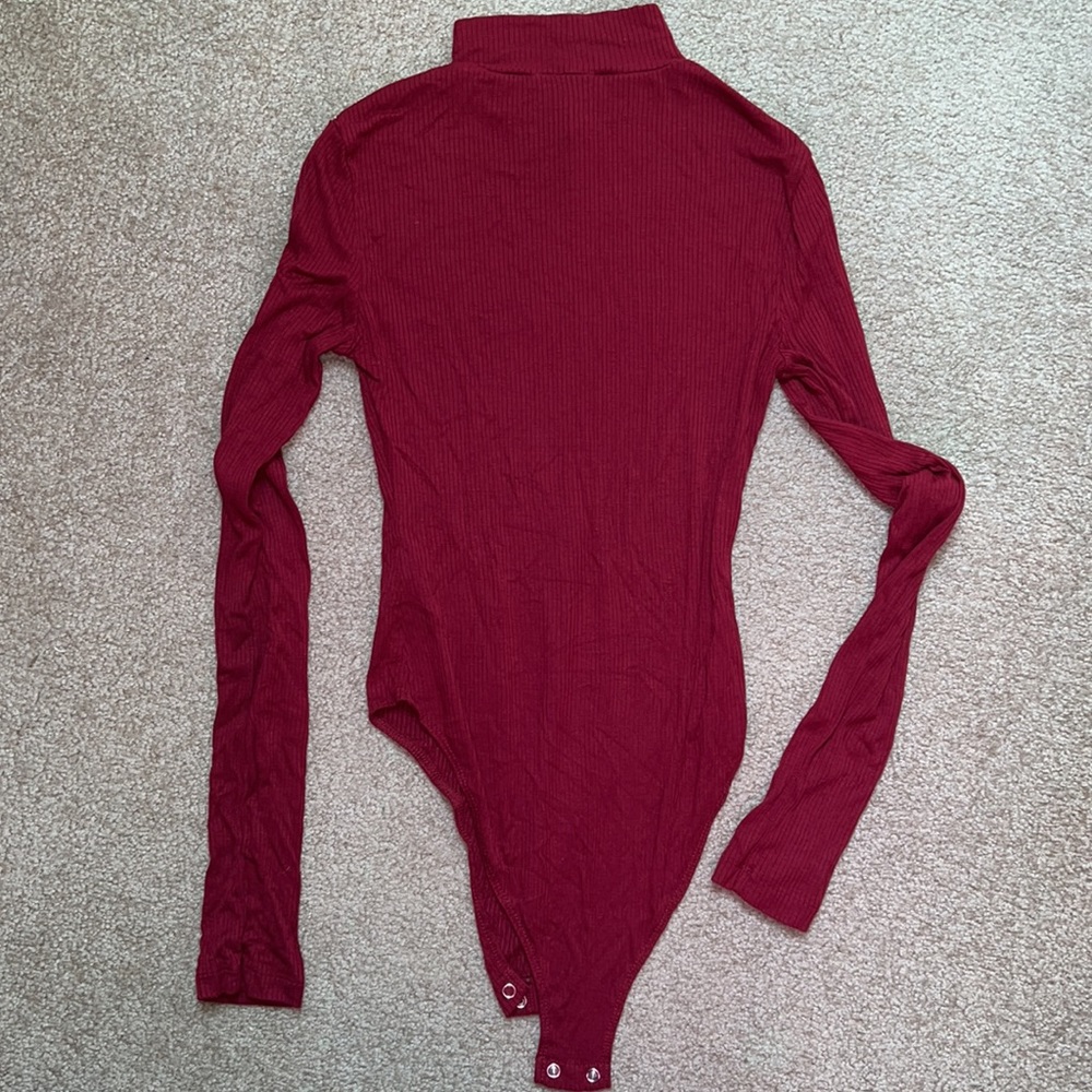 Forever 21 Dark Red Ribbed High Neck Long Sleeve Bodysuit Sexy - Picture 4 of 5